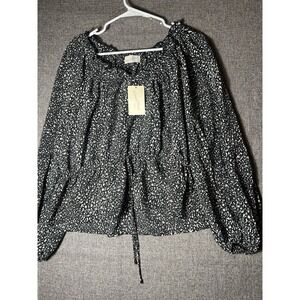 NEW‎ WITH TAGS Universal Thread Women's Blouse - Black/cream. Size L